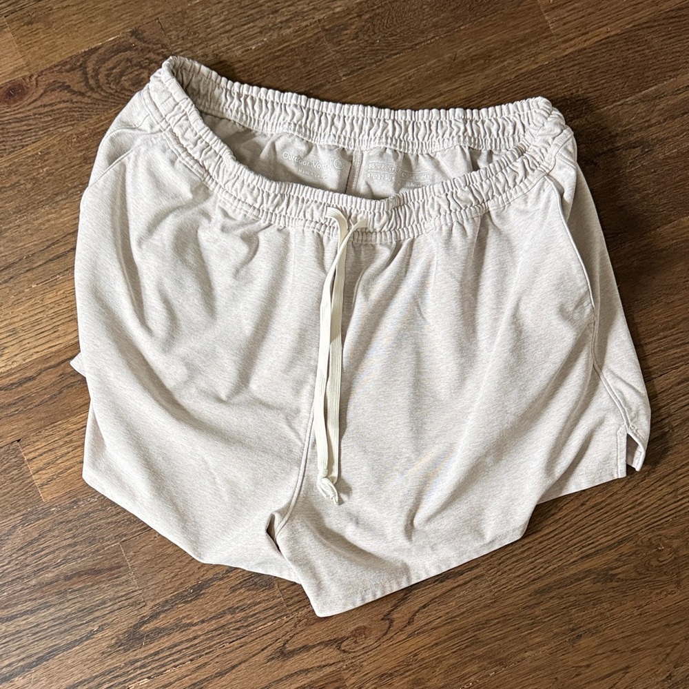 Outdoor Voices Women’s Cream Drawstring Lounge Shorts